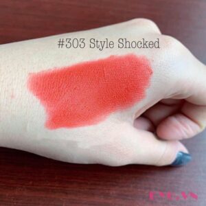Son MAC Powder Kiss Màu Style Shocked 303 - Đỏ Cam - Image 5