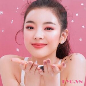 Son Mac powder kiss Màu Sultry Move 921 - Hồng đào - Image 4