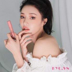 Alternative view of Son 3CE Soft Lip Lacquer Neutral Avenue - Cam Nude