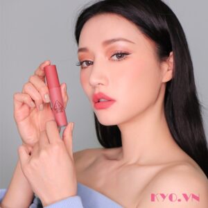 Son 3CE Soft Lip Lacquer Shawty - Hồng tươi - Image 3
