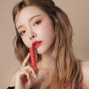 Son 3CE Soft Lip Lacquer Ordinary Red  - Đỏ ớt  - Image 8
