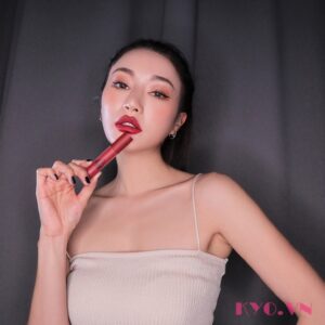 Son 3CE Soft Lip Lacquer Perk Up - Đỏ Hồng Trầm  - Image 7