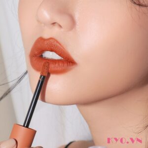 Alternative view of Son 3CE Soft Lip Lacquer Tawny Red – Cam Đất