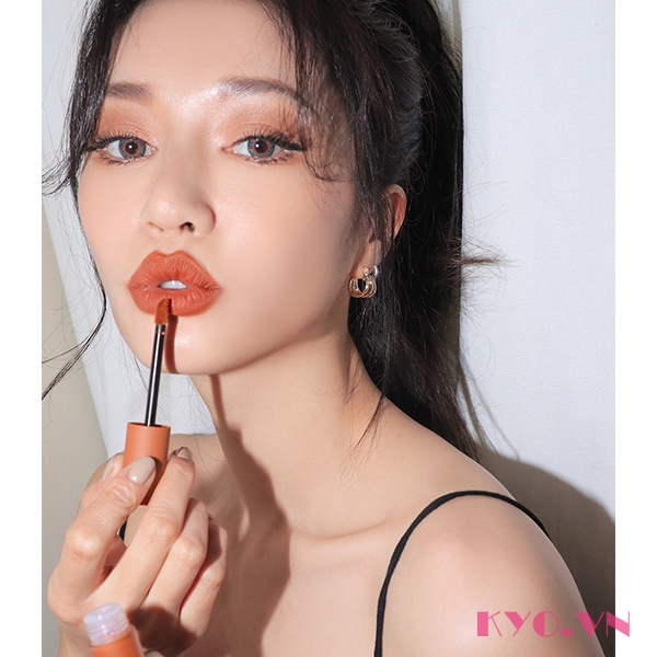 Son 3CE Soft Lip Lacquer Tawny Red – Cam Đất - Image 4