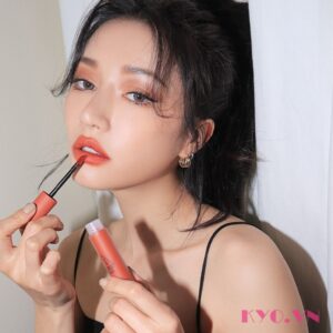 Son 3CE Soft Lip Lacquer Tawny Red – Cam Đất - Image 3