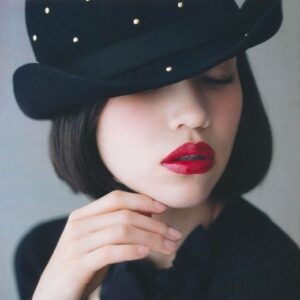 Son Christian Louboutin Màu 001M Rouge Louboutin – Đỏ Thuần Đậm - Image 4