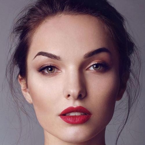 Mac Amplified Dubonnet – Màu Đỏ Đậm - Image 6