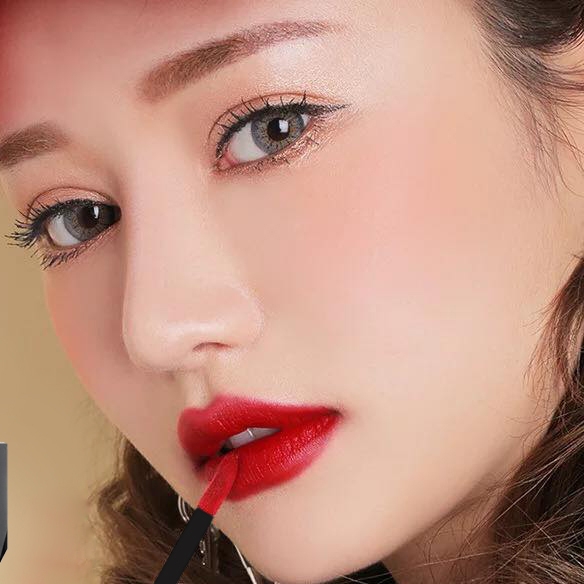 Son Kem Mac Powder Kiss Liquid Lipcolour Màu 987 M-A-C Smash - Đỏ Tươi - Image 5