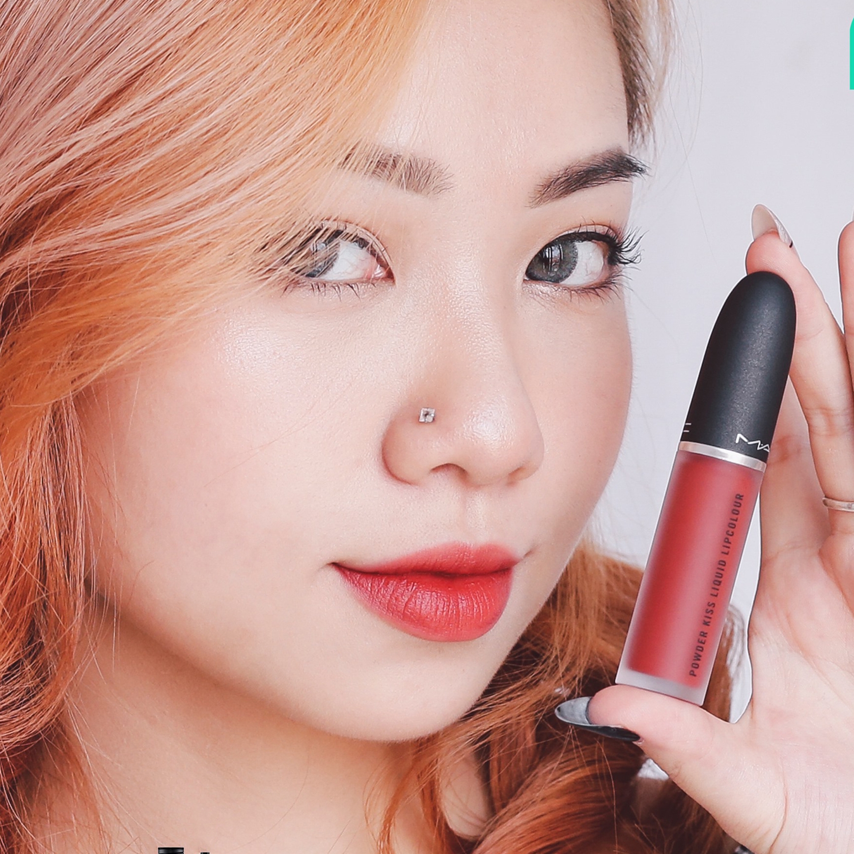 Son Kem Mac Powder Kiss Liquid Lipcolour Màu 991 Devoted To Chili - Đỏ Gạch - Image 4