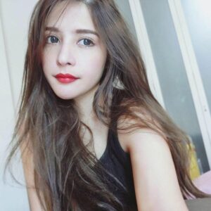 Son Kiko Powder Power Lipstick Scarlet Rose 11 (New) – Đỏ lạnh - Image 6