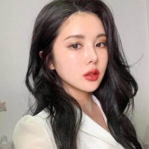 Son The Slim Glow Matte 202 Insurgent Red – Đỏ đất - Image 7