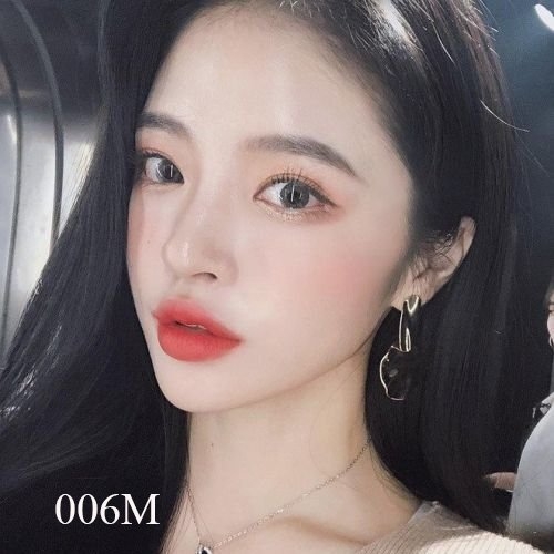 Quà tặng set Son Louboutin Cao Cấp (001M, 004M, 006M) - Đỏ Cổ Điển, Hồng Đỏ, Đỏ Cam Cháy - Image 4