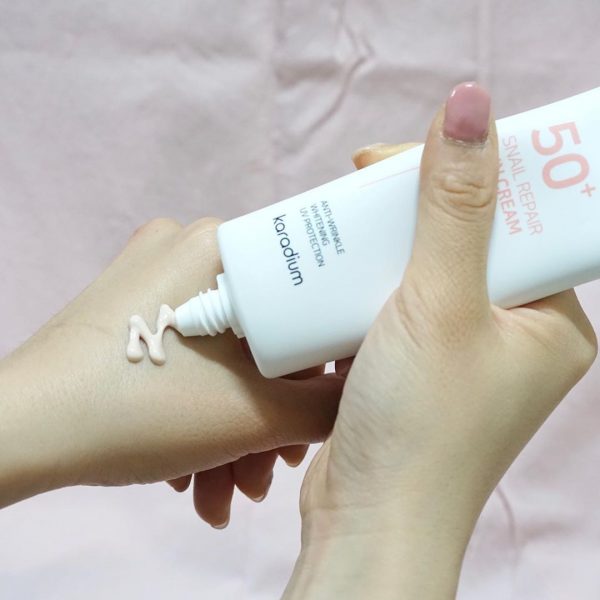 Kem Chống Nắng Snail Repair Suncream Karadium - Image 3