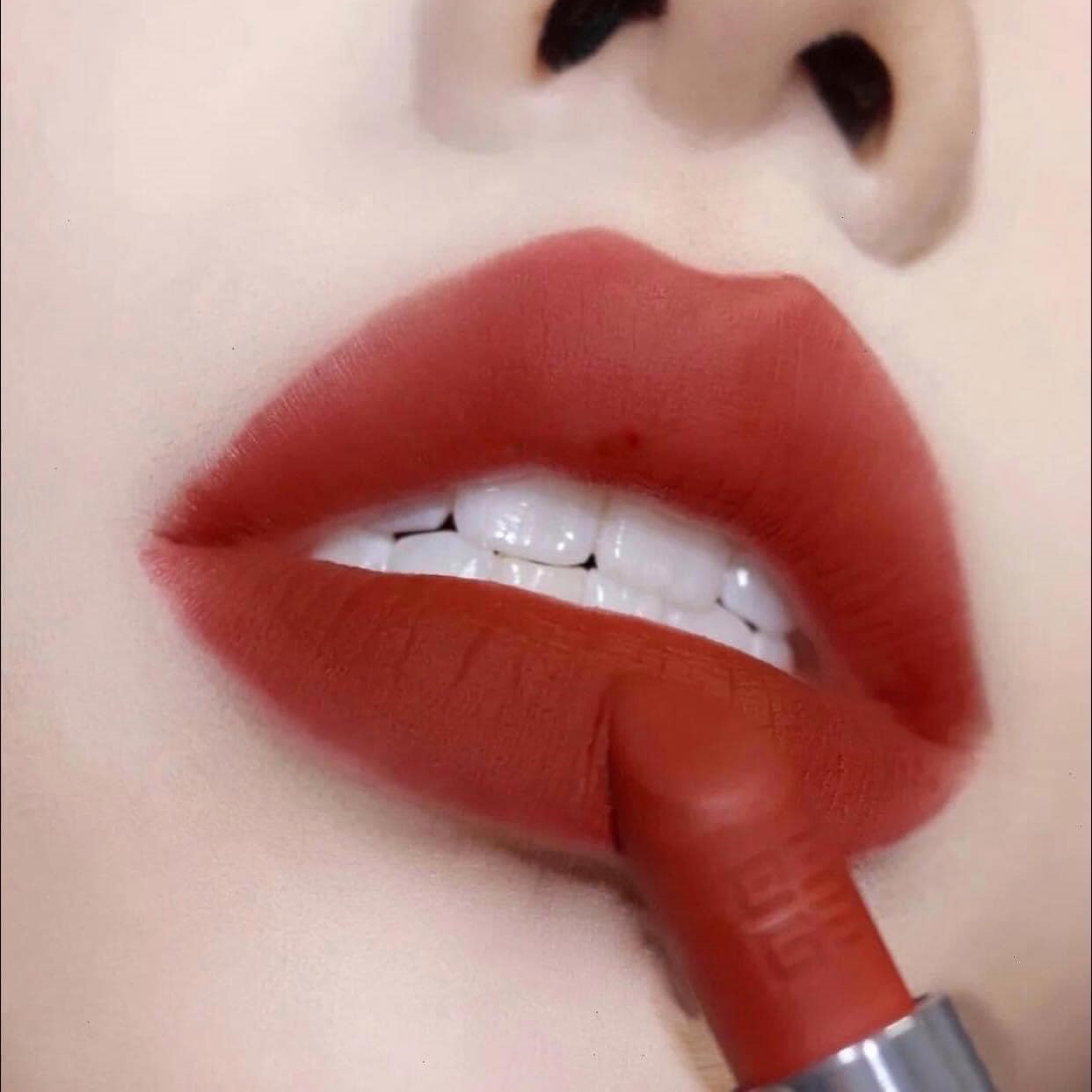 Son Givenchy Le Rouge Deep Velvet Màu 19 Rouge Santal - Màu Đỏ Gạch - Image 3