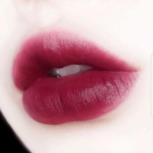 Alternative view of Son Dior Ultra Care 989 Violet – Màu Tím Mận