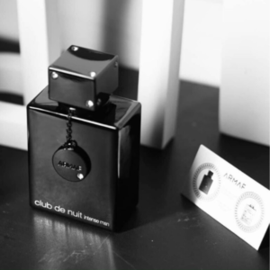 Nước Hoa Nam Armaf Club De Nuit Intense Nước hoa nam Club De Nuit Intense sở hữu tone màu đen huyền bí, chất ngất. Dáng hình chai nước hoa vuông vức, chắc chắn, vừa tay đối với mọi nam giới.