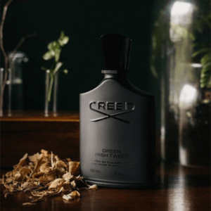 Nước Hoa Nam Creed Green Irish Tweed EDP Sự nồng nàn và ấm áp đến ngỡ ngàng đưa Green Irish Tweed đến với nhóm hương Fougere cổ điển với ấn tượng vô cùng khó quên