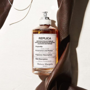 Nước Hoa Nam Maison Margiela Replica Jazz Club EDT Nước hoa nam Maison Margiela Replica Jazz Club đại diện cho những người đàn ông từng trải, mang chút sành sỏi của cuộc đời.
