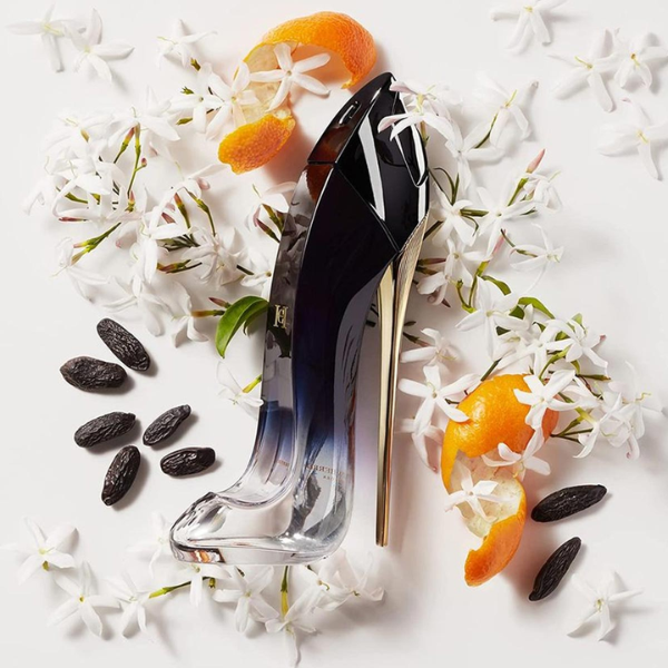 Nước Hoa Nữ Good Girl Carolina Herrera Legere EDP Good Girl Légère EDP mở ra trước mắt nàng là sự sảng khoái của nốt hương cam chanh tươi mát, hòa lẫn với nét kiêu kỳ thanh tao của hương hoa ngọc lan tây.