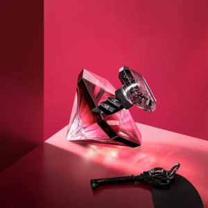 Nước Hoa Nữ Lancome La Nuit Tresor À La Folie L'eau De Parfum Những mùi hương nhẹ nhàng, được Lancome đưa vào để tạo nên sức hút cho bất cứ ai sử dụng sản phẩm.