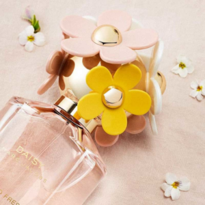 Nước Hoa Nữ Marc Jacobs Daisy Eau So Fresh EDT Nước hoa nữ Marc Jacobs Daisy Eau So Fresh EDT là chai nước hoa được ra mắt vào năm 2011.