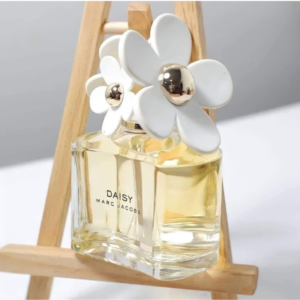 Nước Hoa Nữ Marc Jacobs Daisy EDT Nước hoa nữ chính hãng Marc Jacobs Daisy EDT sở hữu mùi hương ngọt ngào và ngộ nghĩnh, tươi trẻ và yêu kiều như một bông hoa cúc tinh khôi.