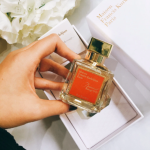 Nước Hoa Unisex Maison Francis Kurkdjian Baccarat Rouge 540 EDP (Trắng) Baccarat Rouge 540 EDP (Trắng) là một trong những loại nước hoa cao cấp được yêu thích nhất trong bộ sưu tập Maison Francis Kurkdjian.