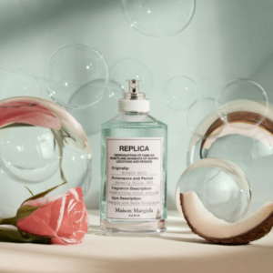 Nước Hoa Unisex Maison Margiela Replica Bubble Bath EDT Nước hoa Replica Bubble Bath EDT được thiết kế với tone màu xanh nhạt tươi mát.