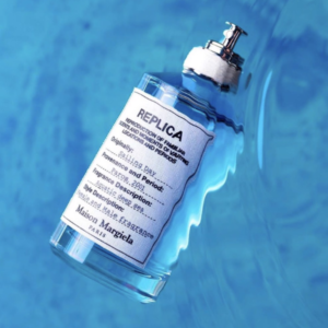 Nước Hoa Unisex Maison Margiela Replica Sailing Day EDT Nước hoa Replica Sailing Day được thiết kế với tone màu xanh nhạt tươi mát và đẹp mắt, thể hiện vẻ đẹp của dòng sản phẩm dành cho cả nam và nữ.