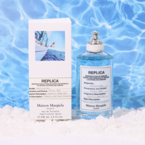 Nước Hoa Unisex Maison Margiela Replica Sailing Day EDT Nước hoa cao cấp Maison Margiela Replica Sailing Day EDT mang đến cảm giác sạch sẽ và tươi mát, hòa lẫn chút trầm ấm.