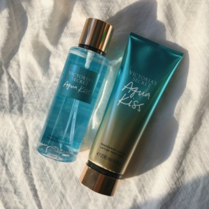 Body Mist Victoria’s Secret Aqua Kiss - Image 4