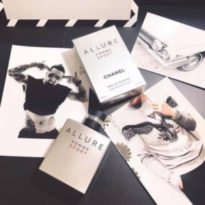 Nước Hoa Nam Chanel Allure Homme Sport EDT Nước hoa nam chính hãng Chanel Allure Homme Sport  sở hữu một thiết kế thời thượng và thanh lịch với phần vỏ chai tráng kim loại sang trọng cùng logo khắc nổi vô cùng tinh tế.