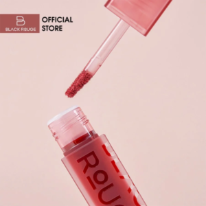Son Black Rouge Double Layer Over Velvet DL01 Salmon Layer - Màu Cam Đào Son môi chính hãng Double Layer sở hữu mùi thơm nhẹ từ trái cây, cùng nhiều dưỡng chất có lợi cho đôi môi mềm ẩm và an toàn.