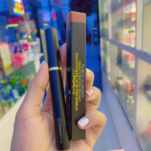 Son MAC Powder Kiss Velvet Blur Slim 886 Marrakesh Mere - Màu Đỏ Nâu - Image 6