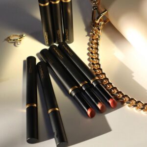 Son MAC Powder Kiss Velvet Blur Slim 877 Devoted To Chili - Màu Đỏ Đất - Image 7