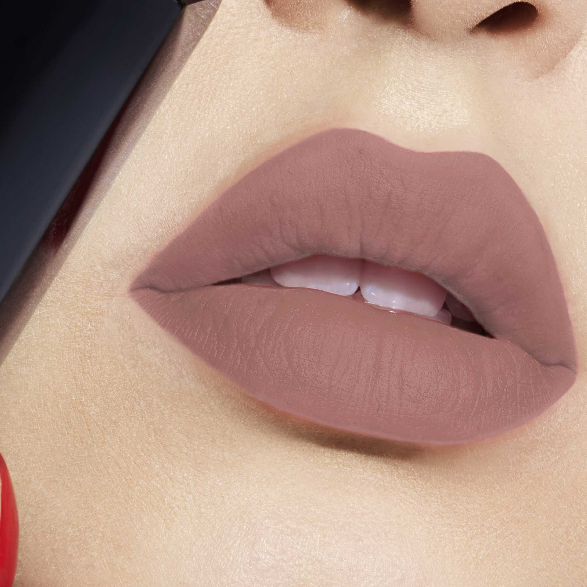 Son Dior Velvet 220 Beige Couture (New) – Màu Hồng Nude - Image 2