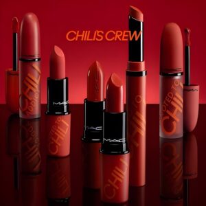 Son MAC Chili'S Crew Powder Kiss Velvet Blur Slim 877 Devoted To Chili (Limited Edition) - Màu Đỏ Gạch - Image 7