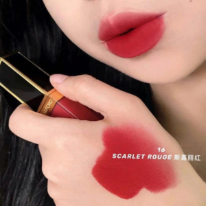 Son Kem Tom Ford Liquid Lip Luxe Matte 16 Scarlet Rouge - Màu Đỏ Thuần - Image 3