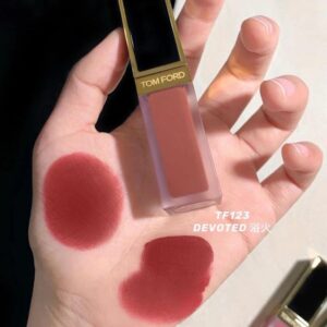 Son Kem Tom Ford Liquid Lip Luxe Matte 123 Devoted - Màu Đỏ Nâu - Image 7