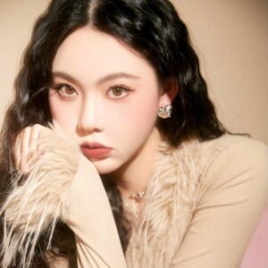 Son Christian Louboutin Velvet Matte Beige Very Gil 015M (Mới Nhất) - Màu Cam Đất - Image 4