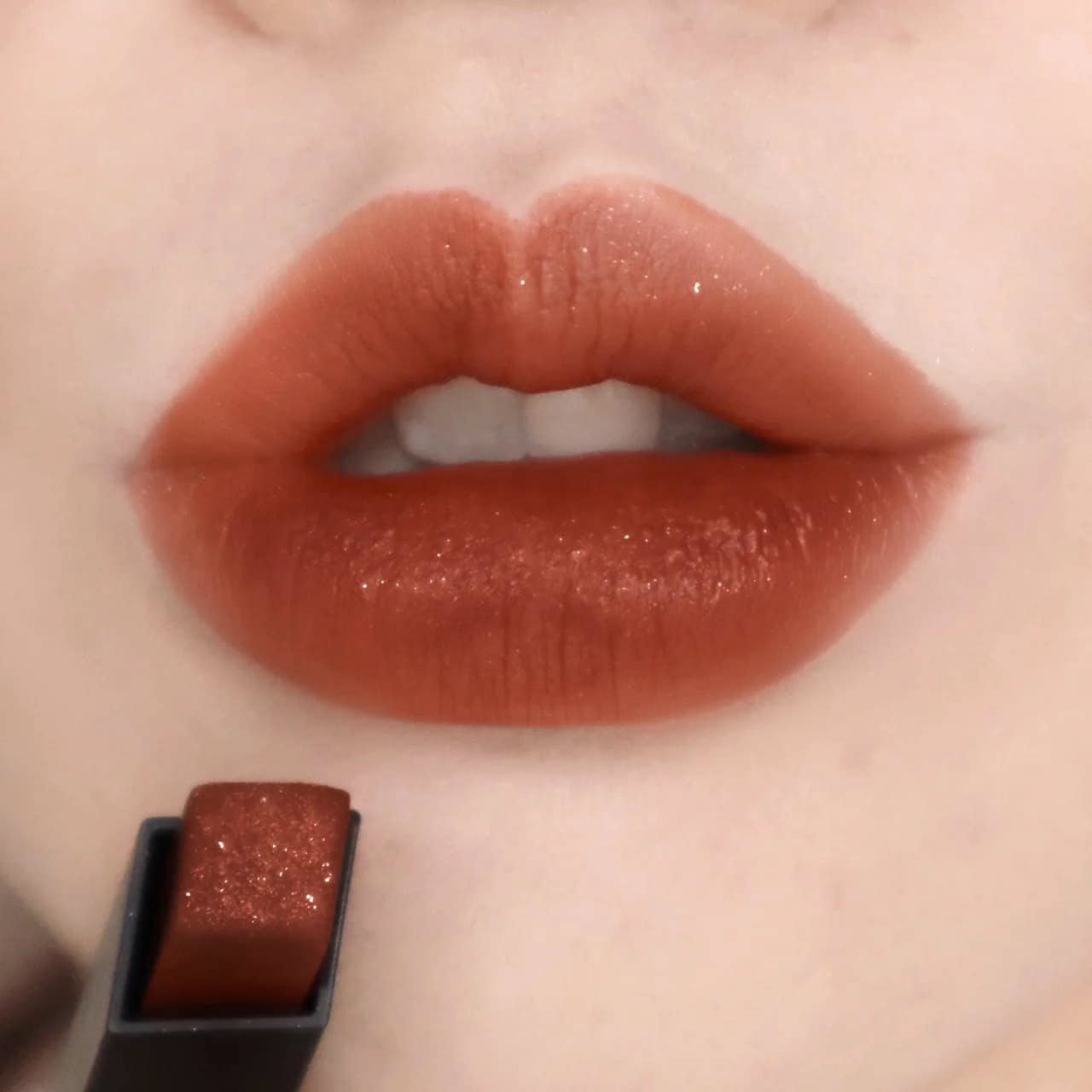 Son YSL Rouge Pur Couture The Slim 35 Loud Brown - Màu Cam Cháy Pha Nâu - Image 2