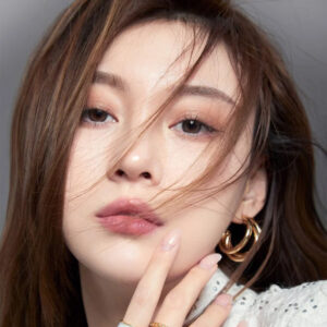 Son YSL Rouge Pur Couture Caring Satin Lipstick N5 Tribute Nude - Màu Hồng Nude - Image 4