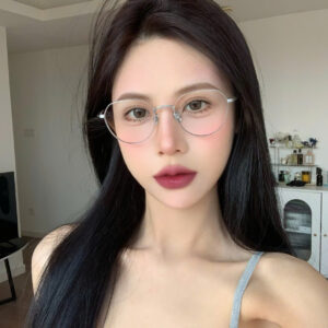 Son Kem Chanel Le Rouge Duo Ultra Tenue Ultrawear Liquid Lip Colour 142 Sweet Berry - Màu Hồng Berry - Image 3