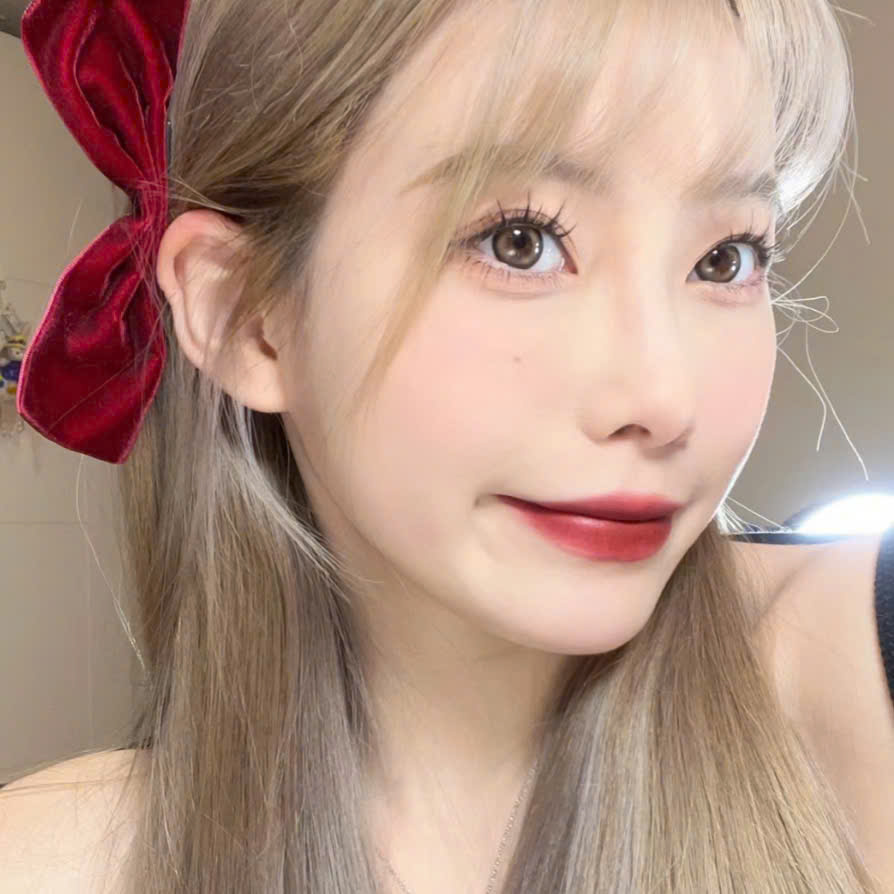 Son Kem Chanel Le Rouge Duo Ultra Tenue Ultrawear Liquid Lip Colour 158 Intense Blueberry - Màu Đỏ Đậm - Image 5