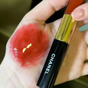 Son Kem Chanel Le Rouge Duo Ultra Tenue Ultrawear Liquid Lip Colour 176 Burning Red - Màu Đỏ - Image 5