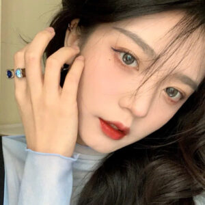 Son Kem Chanel Le Rouge Duo Ultra Tenue Ultrawear Liquid Lip Colour 176 Burning Red - Màu Đỏ - Image 4