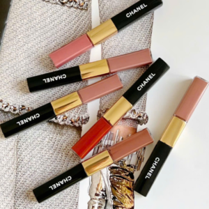 Son Kem Chanel Le Rouge Duo Ultra Tenue Ultrawear Liquid Lip Colour 47 Daring Red - Màu Đỏ - Image 9