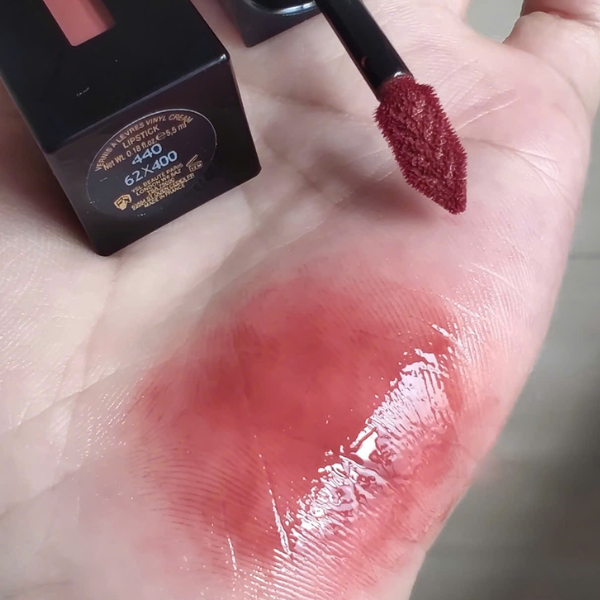 Son Kem YSL Vinyl Cream Lip Stain 440 Rose Player - Màu Hồng Nude - Image 5