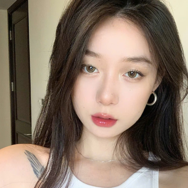 Son Kem YSL Vinyl Cream Lip Stain 440 Rose Player - Màu Hồng Nude - Image 3