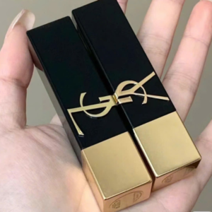 Son Yves Saint Laurent YSL The Bold High Pigment Lipstick 04 Revenged Red (12)